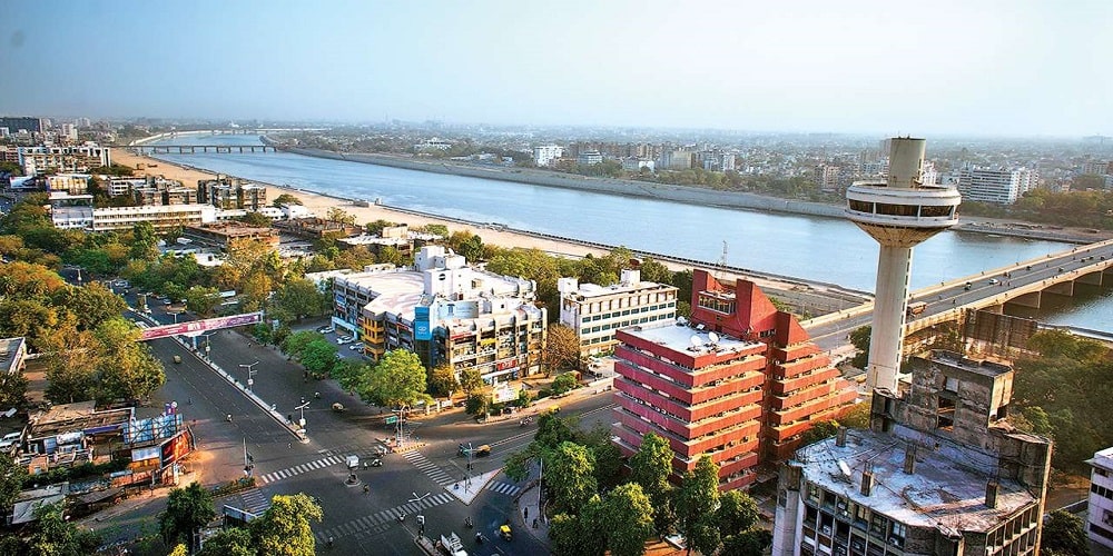 Jaipur to Ahmedabad Taxi Service
